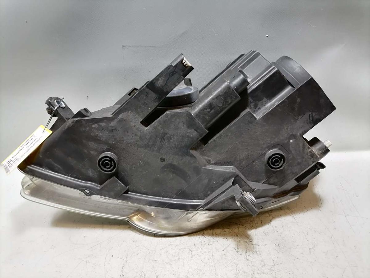 VW Passat 3C original Scheinwerfer vorn rechts Halogen Bj.2009